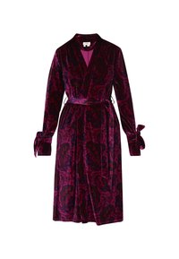 Samtrobe in tiefem Lila mit einem Paisleymuster, langen Ärmeln mit Bindebändern und einem passenden Gürtel. Glatte Textur, mittellanges Design.