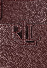 Lauren Ralph Lauren PEBBLED LEATHER SMALL CAMERYN TOTE BAG - Handbag - dark garnet