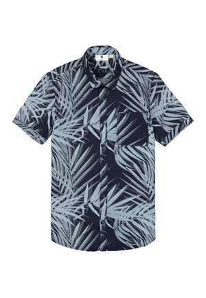 Chemise à manches courtes avec un fond bleu marine et un motif de feuilles de palmier vert clair. Tissu léger avec une poche poitrine.