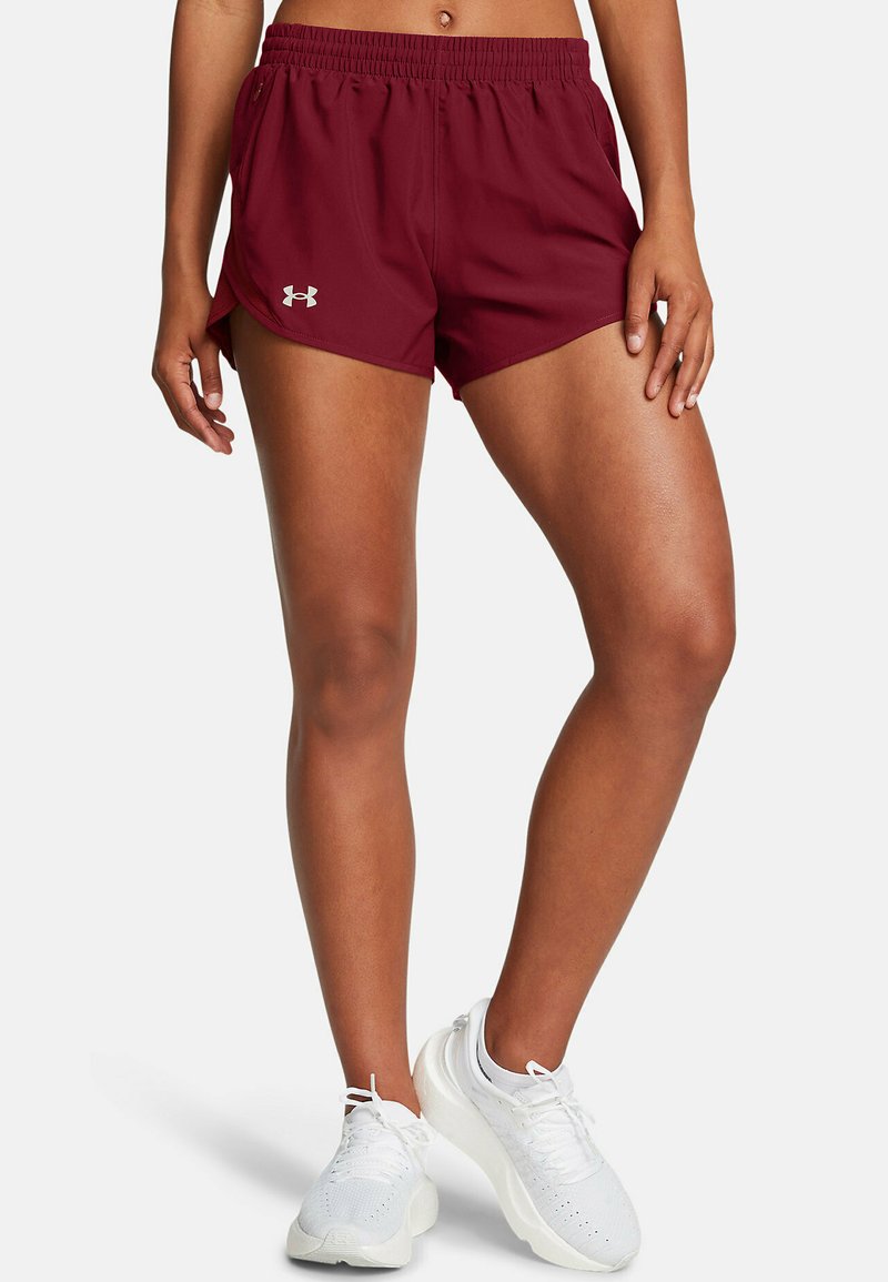 Under Armour FLY-BY - Spordišortsid - cardinal