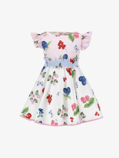 Rózsaszín virágos ruha fodros ujjal, fehér szoknyán áfonya és cseresznye mintával. Gumírozott derék és világoskék kiegészítők.