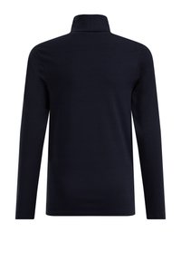 Marinblå långärmad pikétröja med hög krage. Tillverkad av ett slätt tyg. Har en enkel och ren design utan synliga mönster eller detaljer.