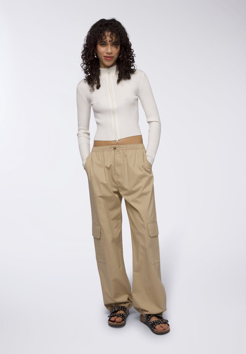 Outfit Pantaloni Cargo Moda Pantaloni Inverno 2022 Denim Pantaloni