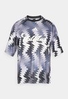 HOUSE OF TIRO X COMMON GOAL - Μπλουζάκι με στάμπα - grey four/black/off white/carbon