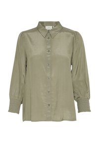 Camicia button-up in satin verde olivo con colletto, maniche lunghe a sbuffo e polsini arricciati. Presenta una vestibilità comoda e sette bottoni frontali.