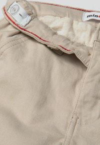MINOTI SLIM FIT - Chinos tipa bikses - stone