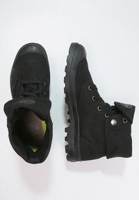 solde palladium baggy femme