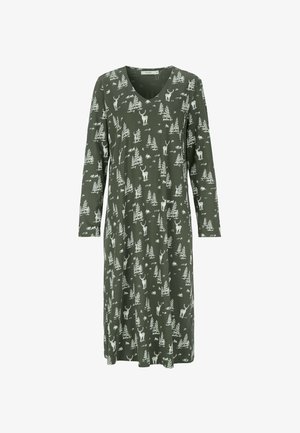 Pitkähihaine vihreä mekko, jossa on V-pääntie ja valkoinen metsän ja eläinten kuvio, valmistettu pehmeästä ja kevyestä kankaasta.
