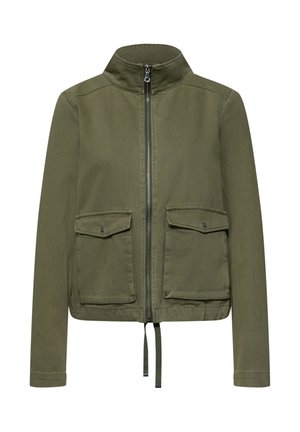 Grüne Reißverschlussjacke mit hohem Kragen, zwei vorderen Klappentaschen mit Knöpfen und verstellbaren Kordelzügen am Saum.