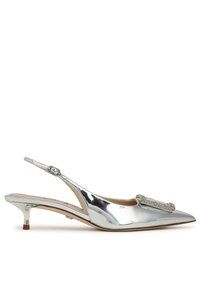 Décolleté in vernice argentata con punta affusolata, tacco piccolo, dettaglio decorativo e design con ritaglio laterale. Texture liscia con finitura lucida.