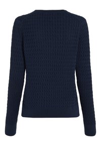 Granatowy sweter w splot warkocza z długimi rękawami oraz ściągaczami przy mankietach i na dole, widoczny od tyłu.