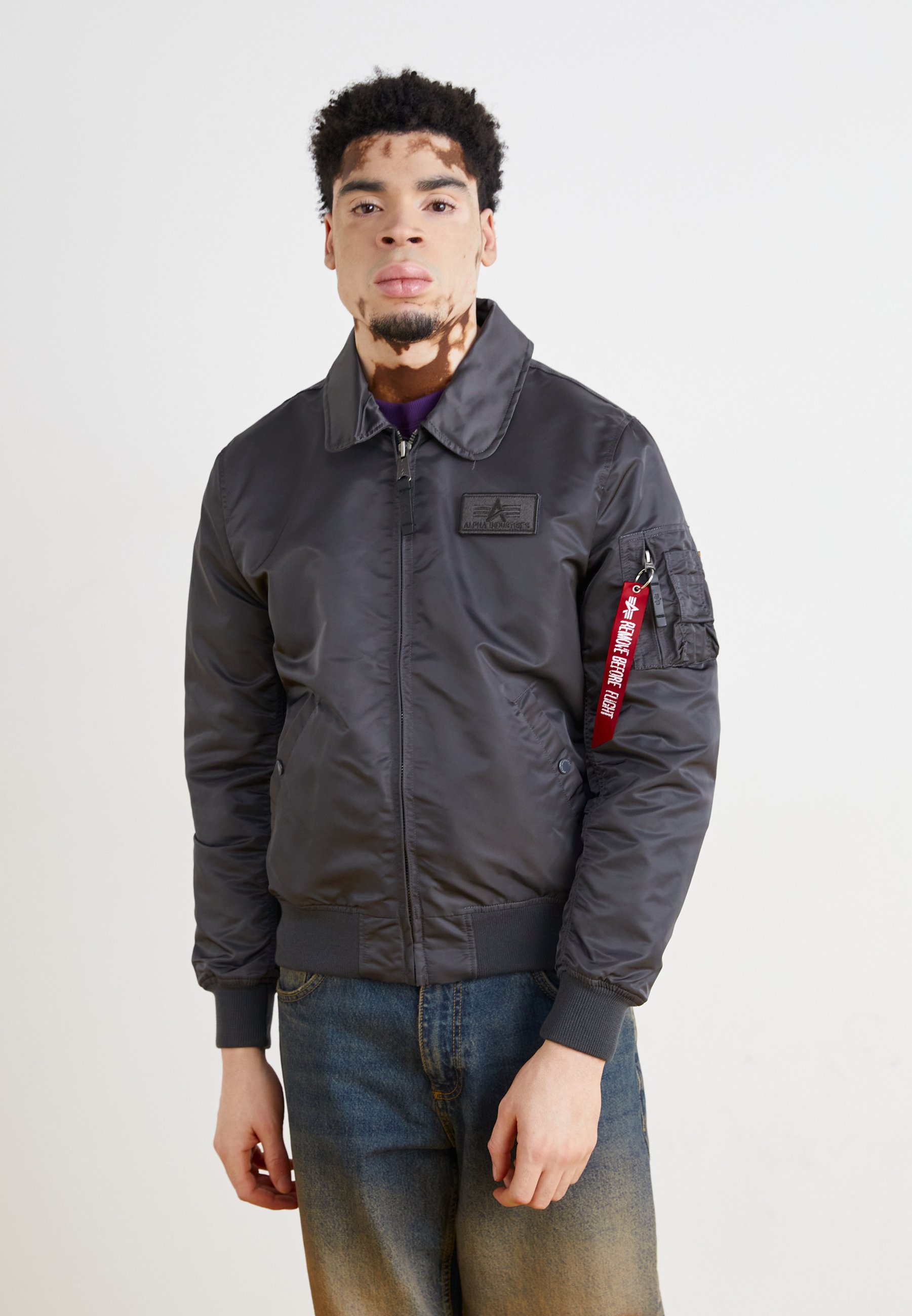 Alpha Industries FLYING TIGERS CWU - Light jacket - vintage grey Alpha Industries FLYING TIGERS CWU - Light jacket - vintage grey