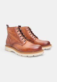 Bata Stivaletti stringati - marrone