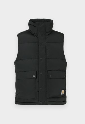 Zwarte gewatteerde vest met hoge kraag, knoopsluiting, twee voorkruiszakken en logo op de onderzijde. Glad, gewatteerd oppervlak.