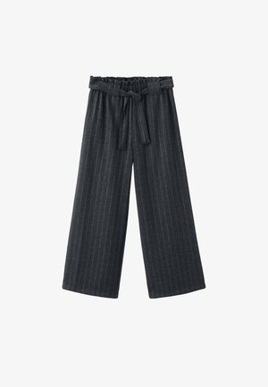 Pantalon à jambes larges en gris foncé avec un tissu texturé. Comprend des rayures verticales et une taille ajustable avec un cordon.