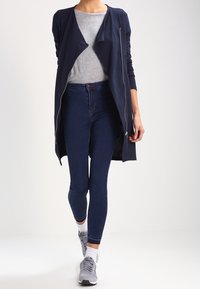 Noisy May Kofta - dark blue