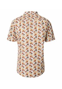 Korte mouwen shirt met een witte achtergrond en een kleurrijk palmbomenpatroon in tinten bruin, oranje en groen, gemaakt van lichtgewicht stof.