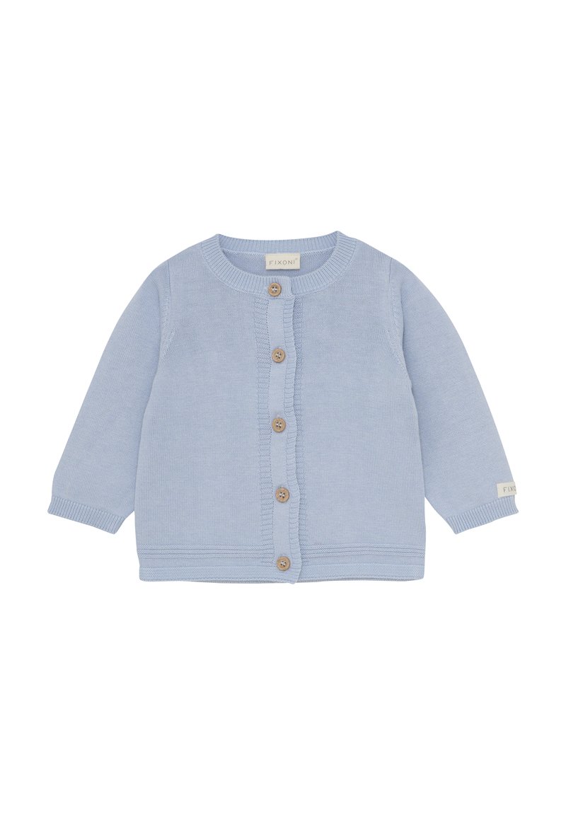 Ljusblåstickad cardigan med långa ärmar, rund halsringning och fem träknappar fram. Har ribbade muddarna och nederkant.