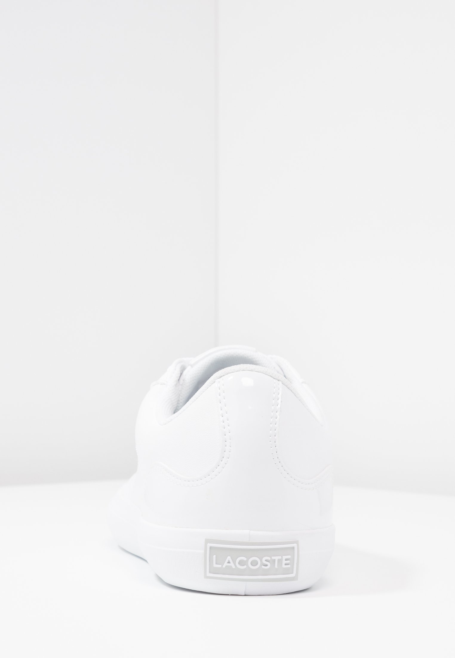 lacoste lerond caw white