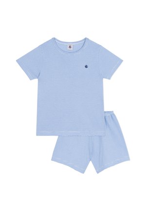 Μπλουζάκι με κοντό μανίκι μπλε και λευκές λεπτές ρίγες και ταιριαστό σορτς με ελαστική μέση απλωμένα επίπεδα, με μικρό λογότυπο ιστιοφόρου στο στήθος.