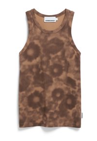 Bruine tanktop met een textuur en een tie-dye patroon met donkerdere bruine vlekken. Ronde halslijn en mouwloos ontwerp. Zachte stof.