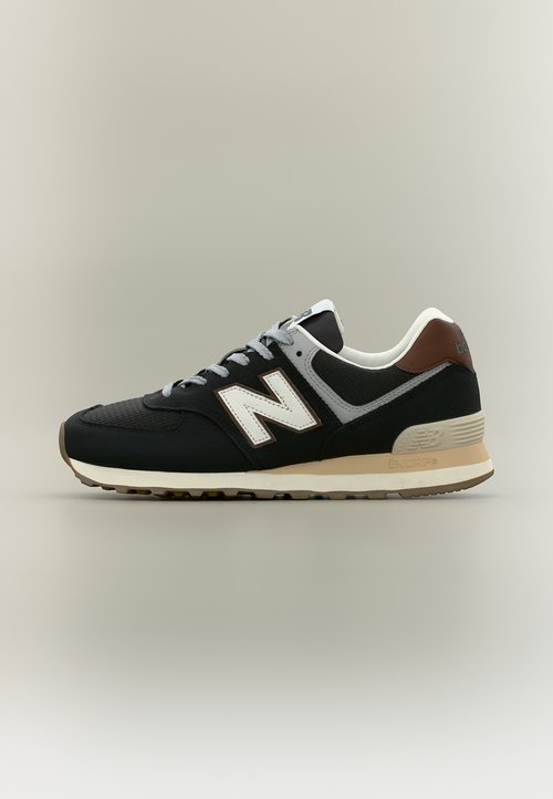 New Balance U574 UNISEX - Sneakers low - brown/dark silver-coloured metallic
