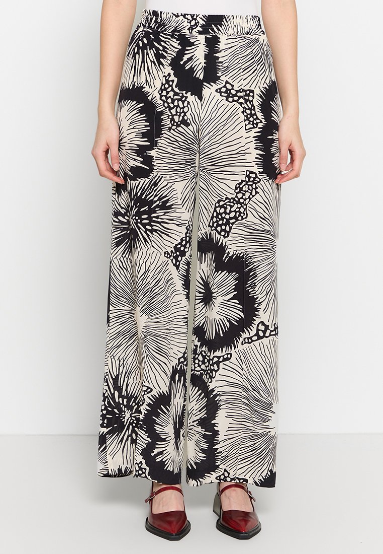 ASPESI Broek zwart ASPESI Broek zwart