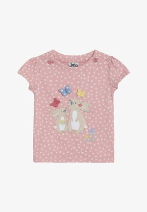 Roosa puuvillane T-särk, millel on lühikesed varrukad, lilleline muster ja tikitud jänesed koos liblikate ja lilledega erinevates värvides. Õlal kaks nööpi.