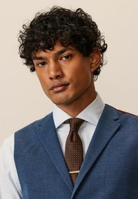 Next HERRINGBONE  REGULAR FIT - Prsluk za odijelo - bright blue