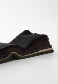 Pier One 7 PACK - Sokid - brown/bordeaux/dark blue