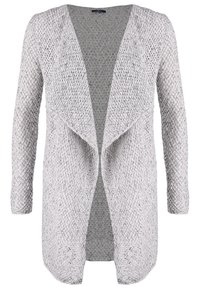 Cardigan gris en maille à ouverture frontale, manches longues et motif texturé, col châle et longueur jusqu'au milieu des cuisses.