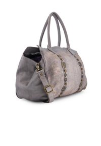 Graue Leder-Handtasche mit zwei Griffen, einem verstellbaren Riemen und dekorativen Metallden. Strukturierte Außenseite mit einem geräumigen Öffnungsbereich.