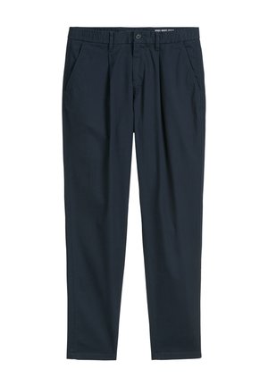 Marineblaue Chinos mit flacher Vorderseite, seitlichen Taschen, Gürtelschlaufen und einem glatten Baumwollmischgewebe; mit Knopfverschluss und Reißverschluss.