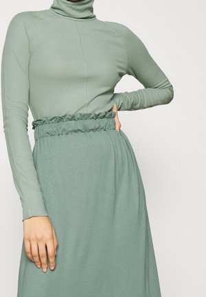 Weekday T-shirt à manches longues - green