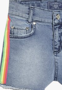 Blue Effect GIRLS HIGH WAIST STREIFEN - Farkkushortsit - light blue