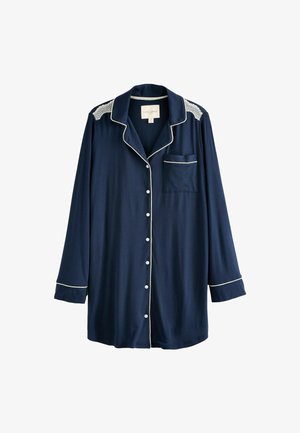Chemise de pyjama bleu marine, manches longues, piping blanc, fermeture à boutons, col à revers, accents en dentelle sur les épaules, une poche poitrine.