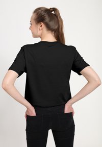 Henry Tiger CURB YOUR ENTHUSIASM LOGO - Triko s potiskem - black