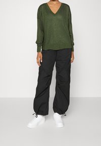 VILA Jersey de punto - khaki