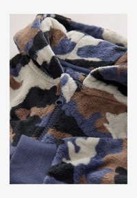 Sélectionné, neutral camo