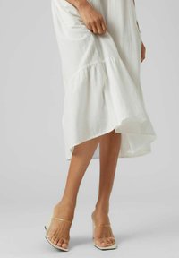 Vero Moda Dnevna haljina - snow white