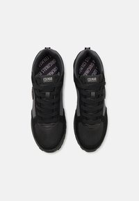 Colmar Originals TRAVIS - Sapatilhas - black/anthracite