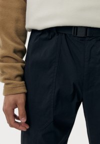 Columbia LANDROAMER™ RIPSTOP PANT II - Lauko kelnės - black