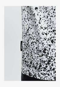 Unausgewählt, white