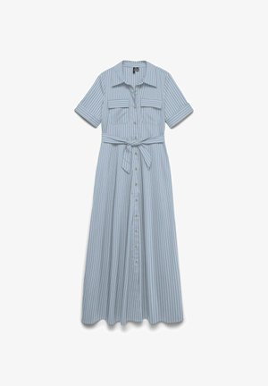 Světle modré midi košilové šaty s bílými vertikálními pruhy, krátkými rukávy, knoflíkovou přední částí, náprsními kapsami a zavazovacím páskem v pase.