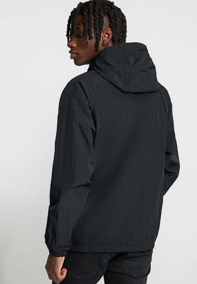 zalando nike windbreaker