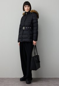 MICHAEL Michael Kors TRIMMED BELTED JACKET - Casaco de inverno - black