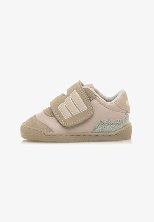 mtng BAREFOOT NIÑA - Chaussures premiers pas - pink melange