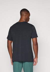 Berghaus DELTA TEE - Αθλητικό μπλουζάκι - black