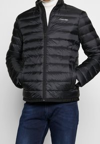 Calvin Klein Dunjakker - black