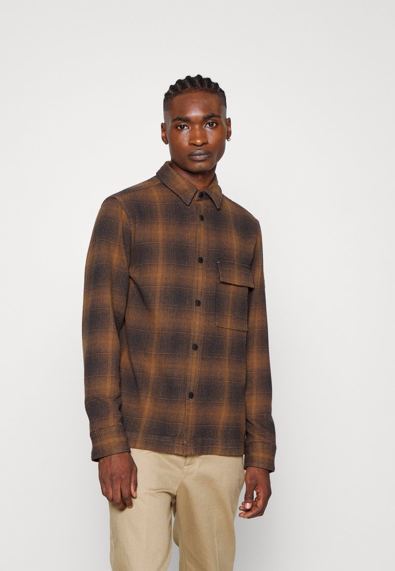 Calvin Klein BLURRED INDOOR OVERSHIRT Light jacket chester brown